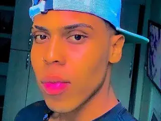 Shows JacksonVelez